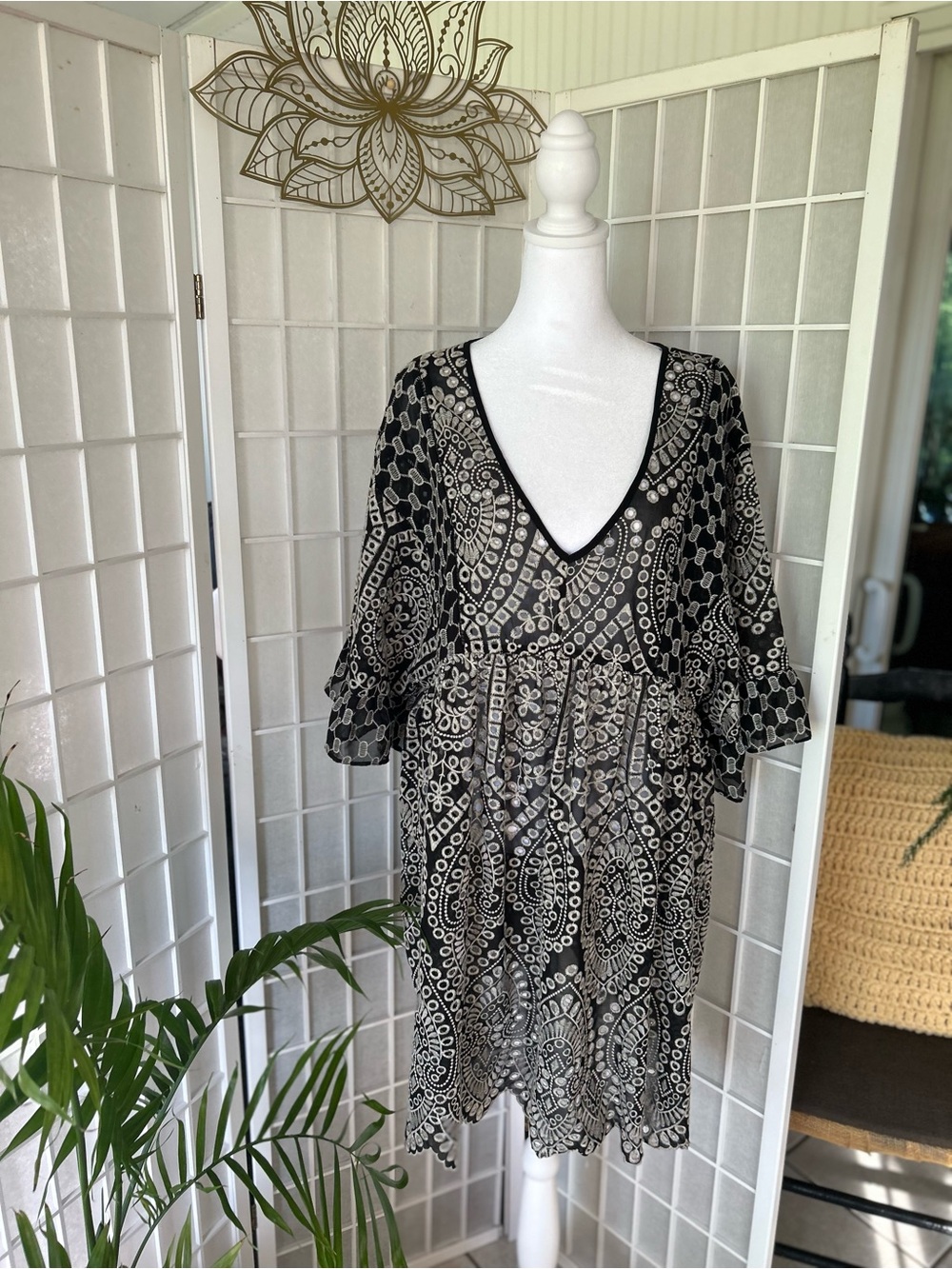 AKEMI + KIN Embroidered Cover-Up Dress | Size 10 | Boho Eyelet Lace